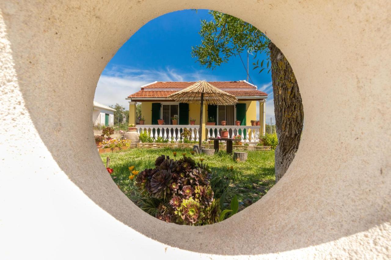Teta'S Holiday Home Melikia Екстер'єр фото